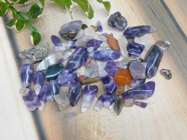 AMETHYST ROCK STONE LAPIDARY SPECIMEN