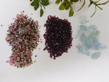 GARNET AQUAMARINE AND TOURMALINE ROCK STONE LAPIDARY SPECIMEN