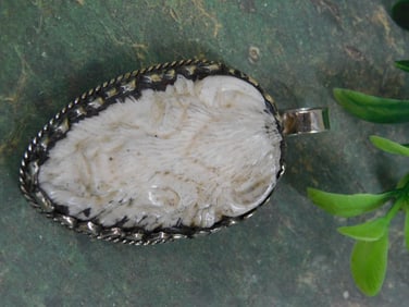 CARVED BONE BISON PENDANT ROCK STONE LAPIDARY SPECIMEN