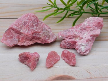 GEM RHODONITE ROCK STONE LAPIDARY SPECIMEN