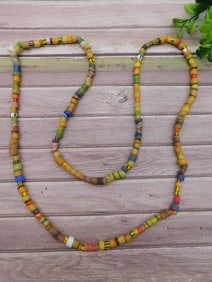 AFRICAN TRADE BEADS ROCK STONE LAPIDARY SPECIMEN