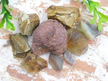 MIXED LOT ROCK STONE LAPIDARY SPECIMEN