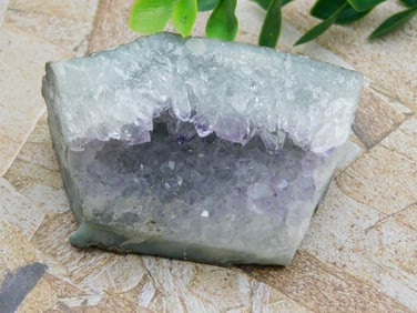 AMETHYST ROCK STONE LAPIDARY SPECIMEN