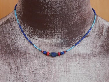 MIXED STONE NECKLACE ROCK STONE LAPIDARY SPECIMEN