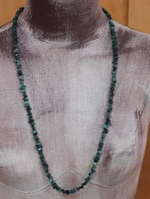 STONE NECKLACE ROCK STONE LAPIDARY SPECIMEN