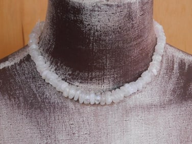 ROSE QUARTZ NECKLACE ROCK STONE LAPIDARY SPECIMEN