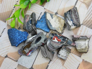 FORDITE MOTOR CITY AGATE ROCK STONE LAPIDARY SPECIMEN