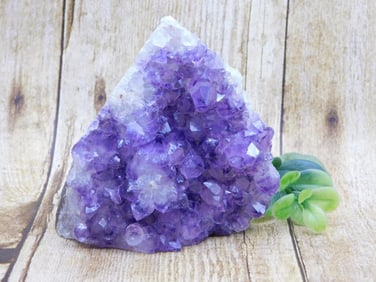 AMETHYST ROCK STONE LAPIDARY SPECIMEN