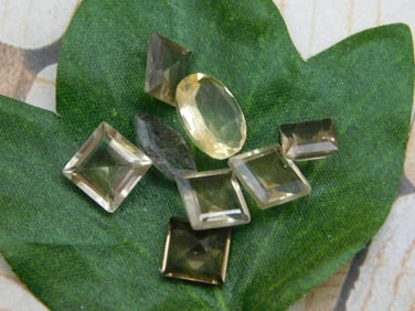 MIXED GEMSTONE ROCK STONE LAPIDARY SPECIMEN