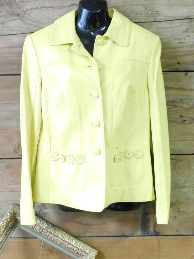 Yellow ESCADA Lamb Nappa Jacket - Size 40: Yellow ESCADA Lamb Nappa Jacket - Size 40
