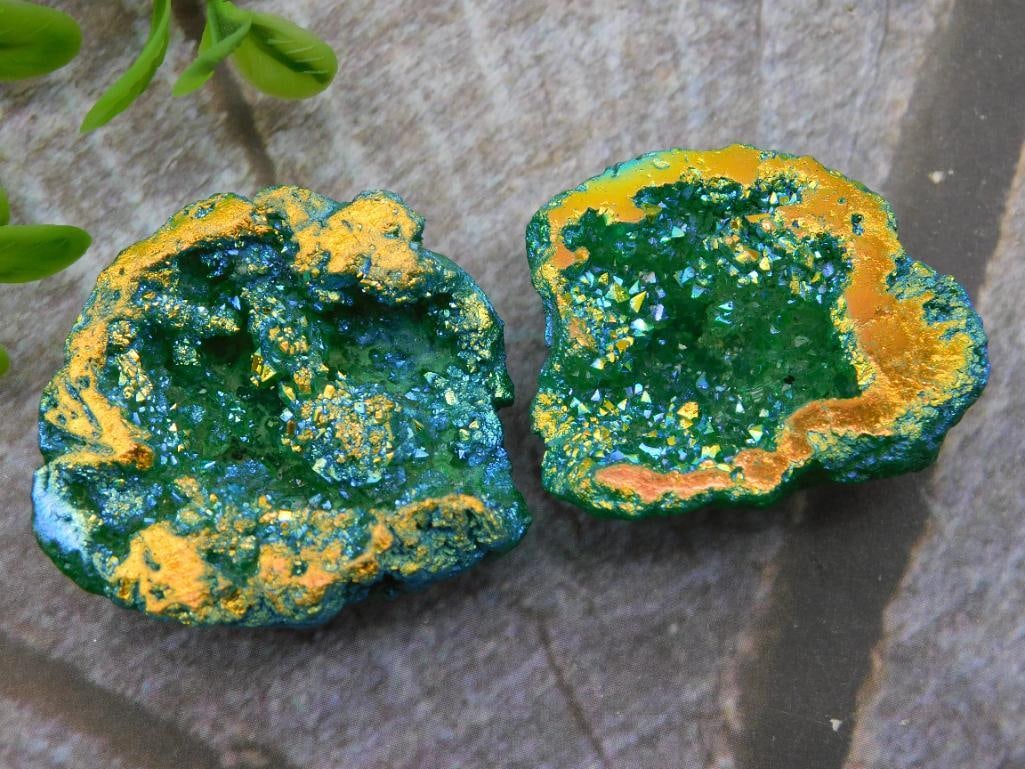 ALIEN EGG GEODE ROCK STONE LAPIDARY SPECIMEN (1 of 2)