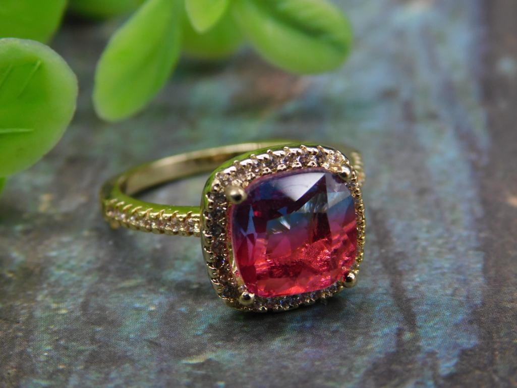 STONE RING ROCK STONE LAPIDARY SPECIMEN (1 of 2)