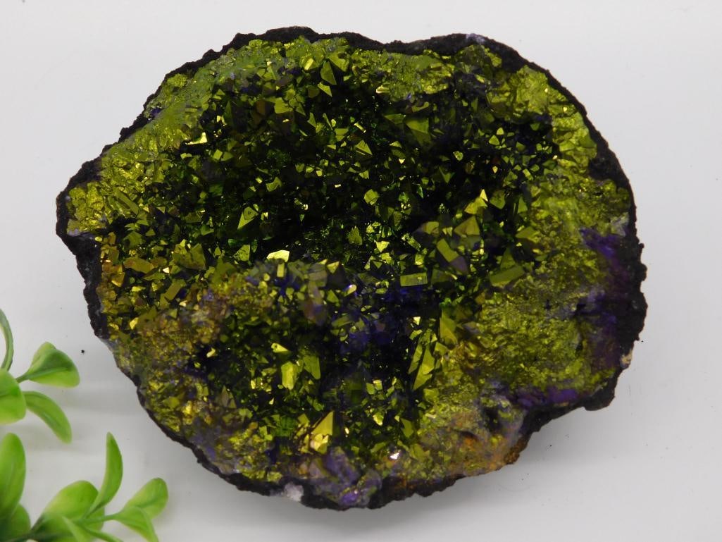 PURPLE AND GOLD GEODE ROCK STONE LAPIDARY SPECIMEN: PURPLE AND GOLD GEODE ROCK STONE LAPIDARY SPECIMEN
