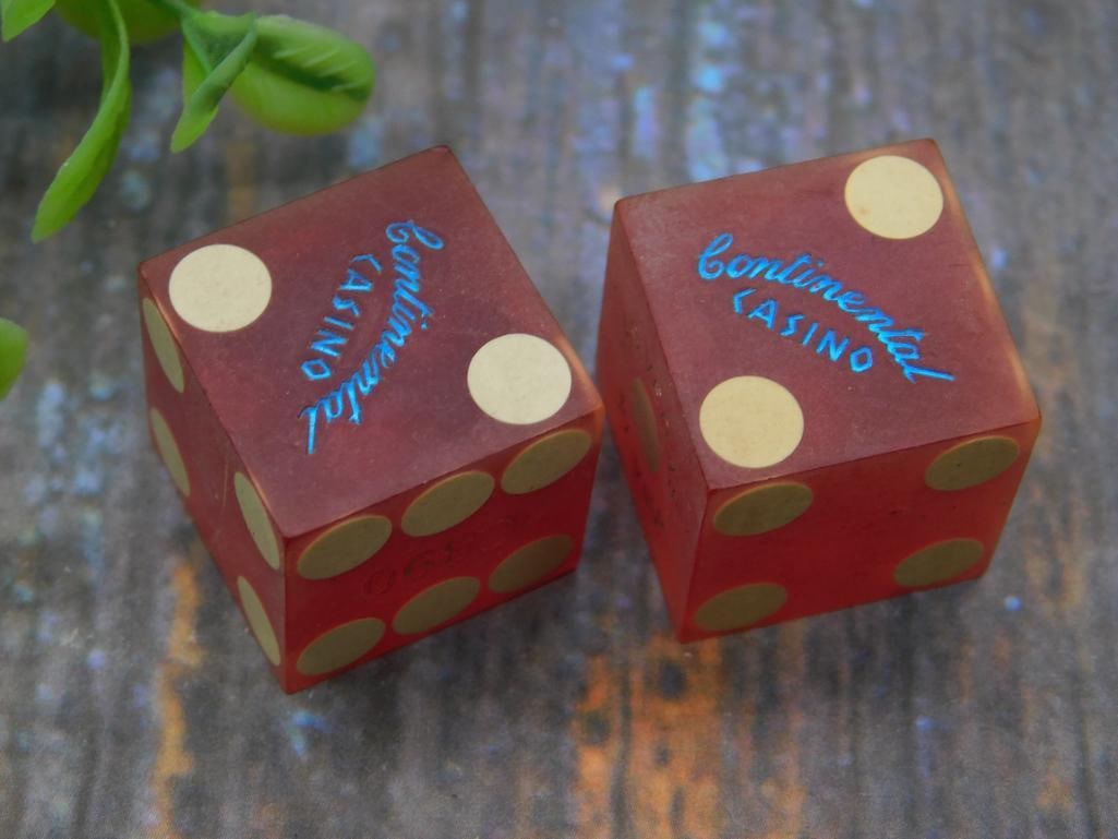 Pair of Vintage Continental Casino Dice, Las Vegas: Pair of Vintage Continental Casino Dice, Las Vegas