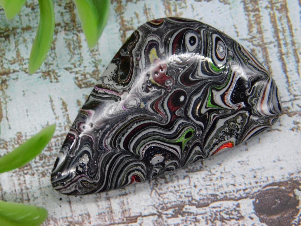 FORDITE MOTOR CITY AGATE CABOCHON ROCK STONE LAPIDARY SPECIMEN: FORDITE MOTOR CITY AGATE CABOCHON ROCK STONE LAPIDARY SPECIMEN