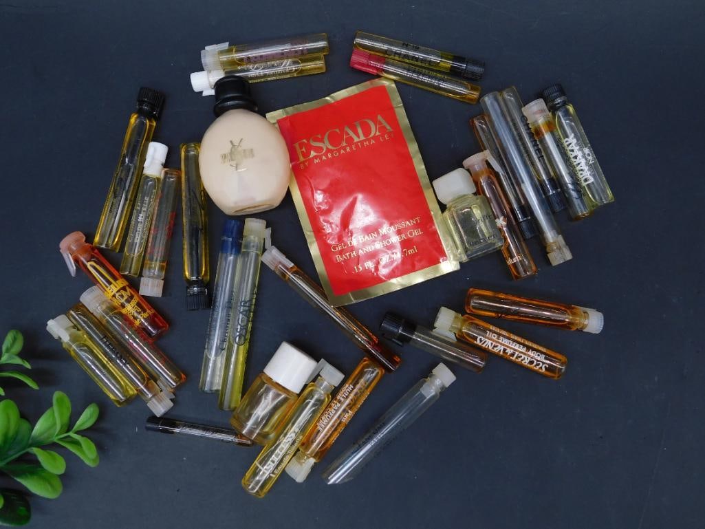 Lot of Mixed Perfume Vials, Samples, and Bottles (1 of 6)