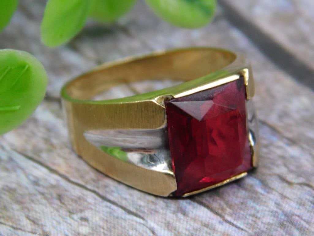 14K Gold Ring with Red Stone, Size 10.5 (1 of 6)