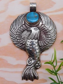 TURQUOISE AND METAL BIRD PENDANT ROCK STONE LAPIDARY SPECIMEN