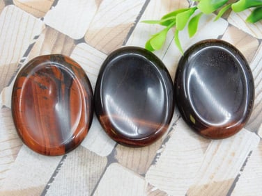 RED MAHOGANY WORRY STONES ROCK STONE LAPIDARY SPECIMEN