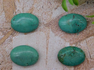 STONE BEADS ROCK STONE LAPIDARY SPECIMEN