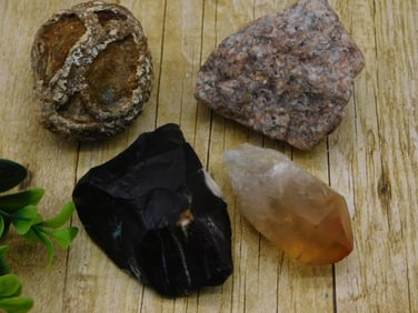 MIXED LOT ROCK STONE LAPIDARY SPECIMEN