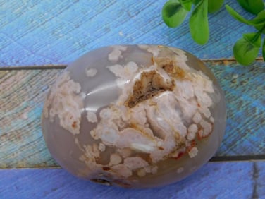 HATMANS FLOWER PETAL AGATE ROCK STONE LAPIDARY SPECIMEN