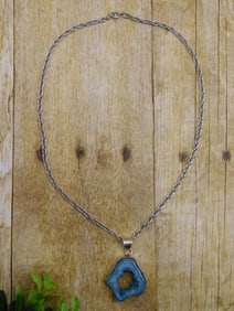 AGATE SLICE PENDANT ON CHAIN NECKLACE ROCK STONE LAPIDARY SPECIMEN