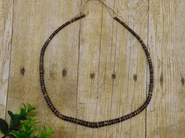 AFRICAN TRADE BEADS ROCK STONE LAPIDARY SPECIMEN