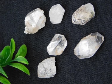 HERKIMER DIAMONDS ROCK STONE LAPIDARY SPECIMEN