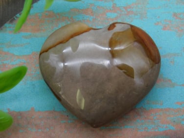 POLYCHROME JASPER HEART ROCK STONE LAPIDARY SPECIMEN
