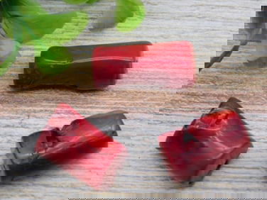 RED CORAL ROCK STONE LAPIDARY SPECIMEN