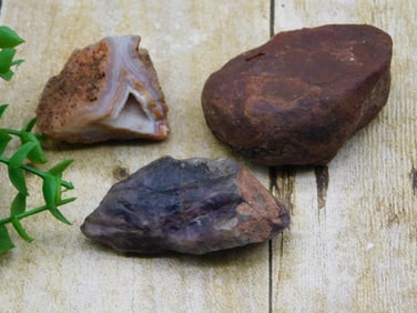 MIXED LOT ROCK STONE LAPIDARY SPECIMEN
