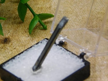 STIBNITE ROCK STONE LAPIDARY SPECIMEN