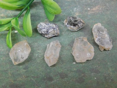 HERKIMER DIAMONDS ROCK STONE LAPIDARY SPECIMEN