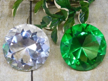 DISPLAY DIAMONDS ROCK STONE LAPIDARY SPECIMEN