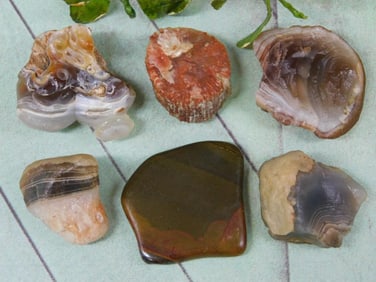 MIXED LOT ROCK STONE LAPIDARY SPECIMEN