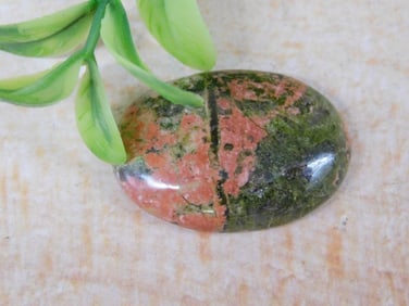 UNAKITE CABOCHON ROCK STONE LAPIDARY SPECIMEN