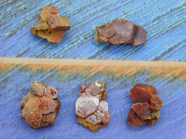 GEM VANADINITE 170 CARATS ROCK STONE LAPIDARY SPECIMEN