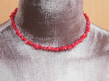 RED CORAL NECKLACE ROCK STONE LAPIDARY SPECIMEN