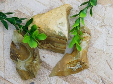 MIXED LOT ROCK STONE LAPIDARY SPECIMEN