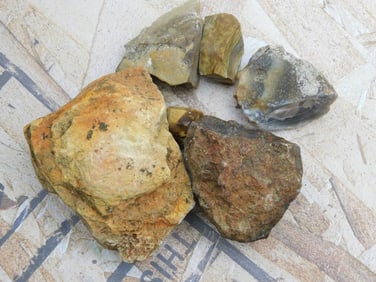 MIXED LOT ROCK STONE LAPIDARY SPECIMEN