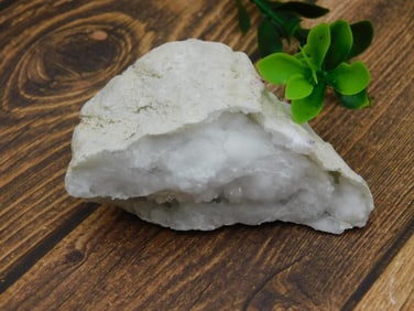 GEODE ROCK STONE LAPIDARY SPECIMEN
