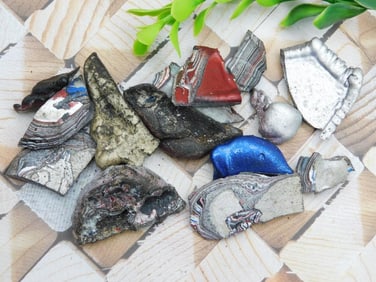 FORDITE MOTOR CITY AGATE ROCK STONE LAPIDARY SPECIMEN