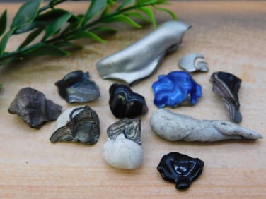 FORDITE MOTOR CITY AGATE ROCK STONE LAPIDARY SPECIMEN