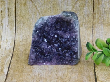 AMETHYST ROCK STONE LAPIDARY SPECIMEN