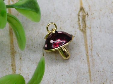 MUSHROOM PENDANT VINTAGE ANTIQUE