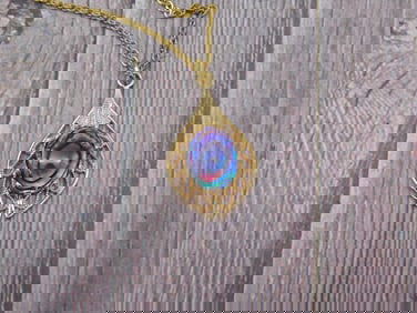 ABALONE PENDANT ON CHAIN NECKLACE ROCK STONE LAPIDARY SPECIMEN