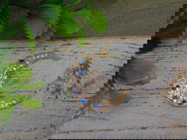 CRESCENT MOON PENDANT