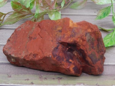 RED JASPER ROCK STONE LAPIDARY SPECIMEN