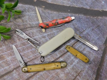 MIXED LOT VINTAGE ANTIQUE